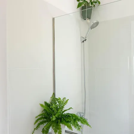 Almira Apartment Kionia